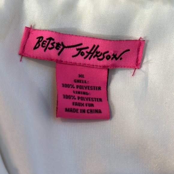 Betsy Johnson Sleeveless Fuzzy Jacket - Picture 6 of 6